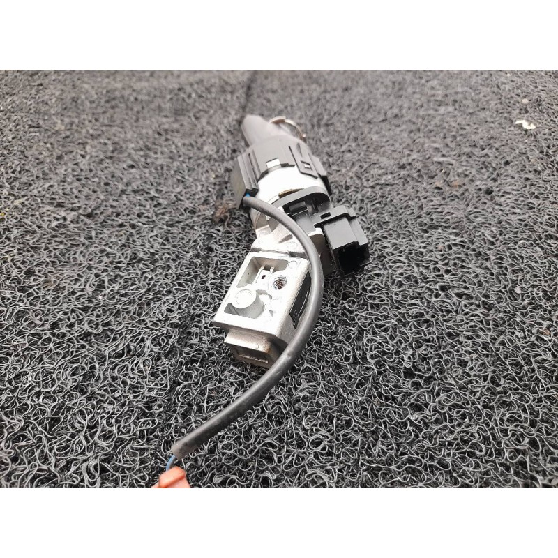 Recambio de antirrobo / llave contacto para peugeot 207 confort referencia OEM IAM 36410600 - Blanco 5