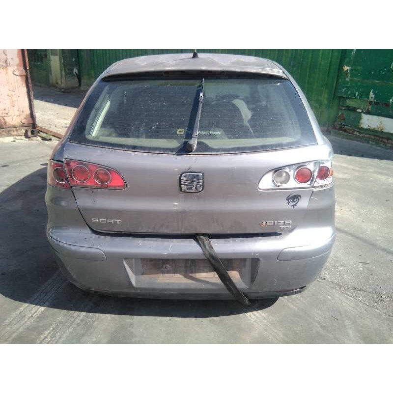 seat ibiza (6l1) del año 2004