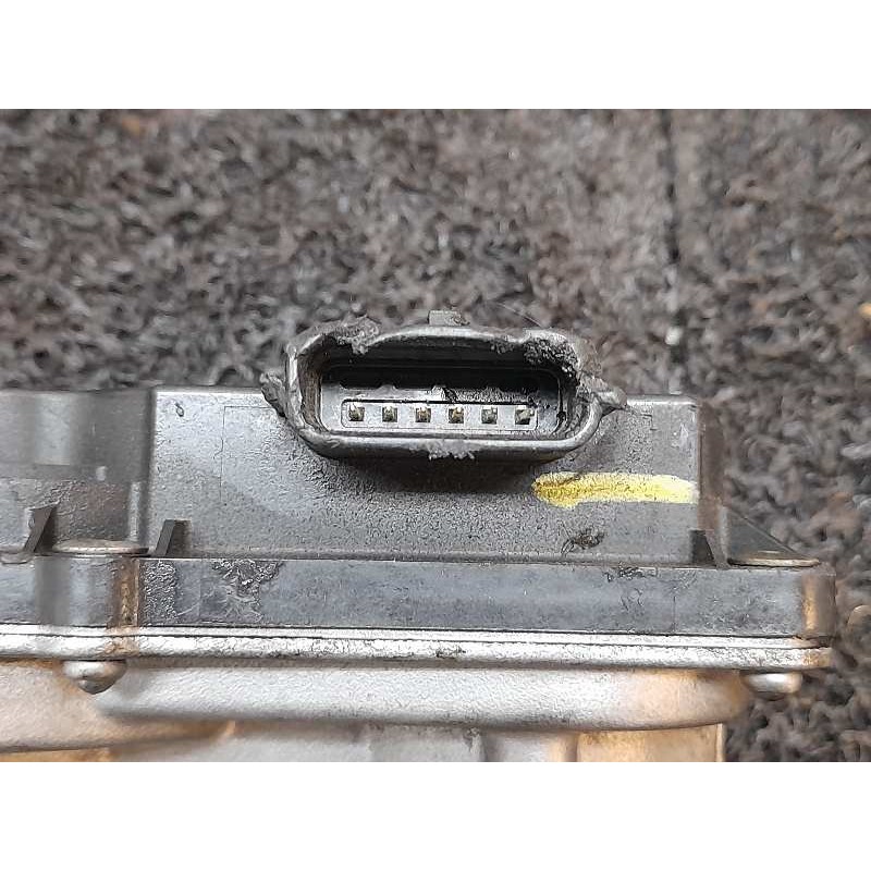 Recambio de caja mariposa para dacia duster ambiance 4x4 referencia OEM IAM H8201171233 161204451R - Blanco 3