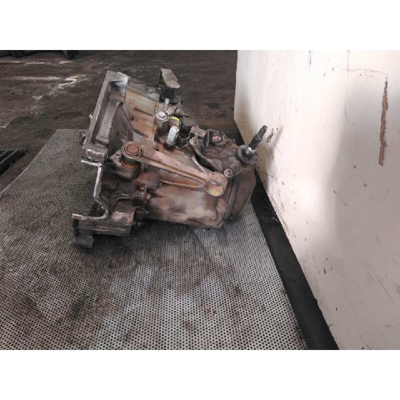 Recambio de caja cambios para peugeot 206 berlina xt referencia OEM IAM 20CE89 - Blanco 4
