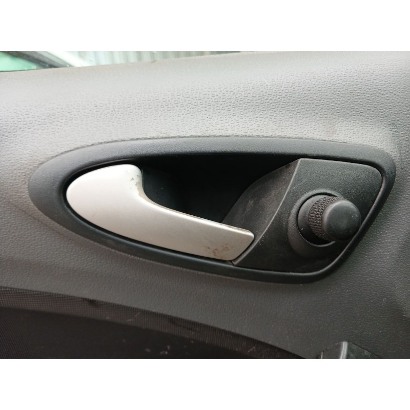 Recambio de maneta interior delantera izquierda para seat ibiza iv (6j5, 6p1) 1.4 referencia OEM IAM   