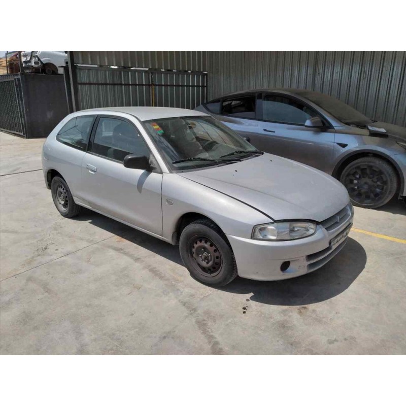 mitsubishi colt (cj0) del año 2003