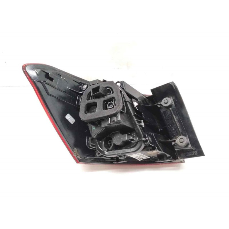 Recambio de piloto trasero derecho para seat arona xcellence edition referencia OEM IAM 6F9945096B - Blanco 3