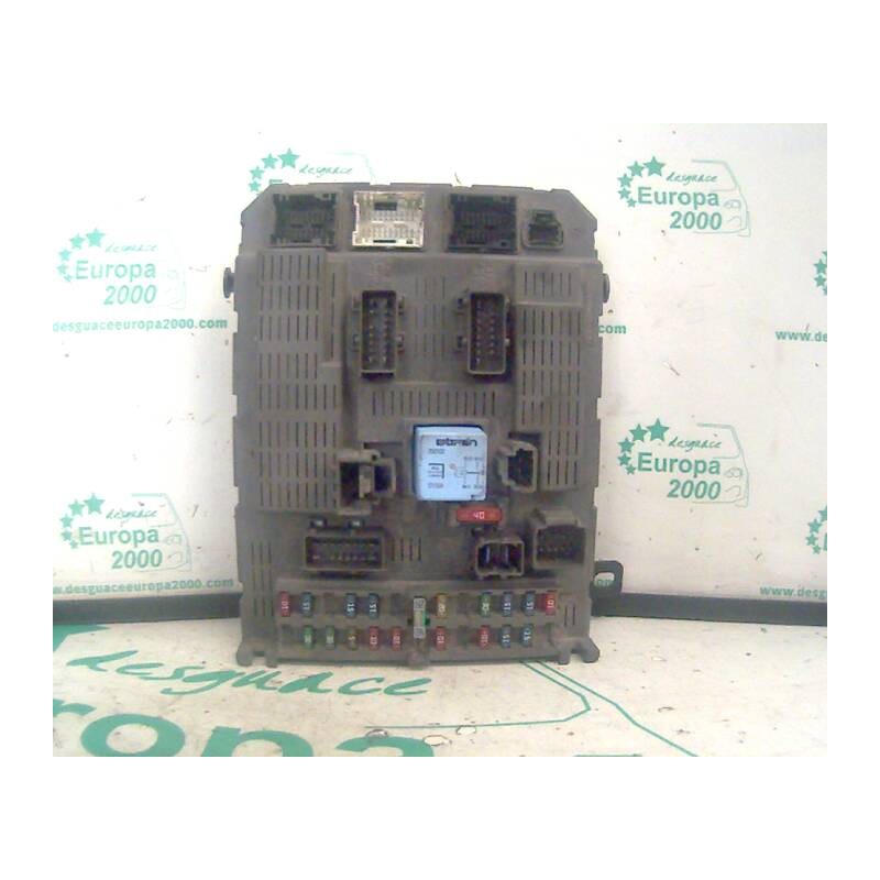 Recambio de caja reles / fusibles para citroën c5 berlina 2.0 hdi referencia OEM IAM 9647448280  