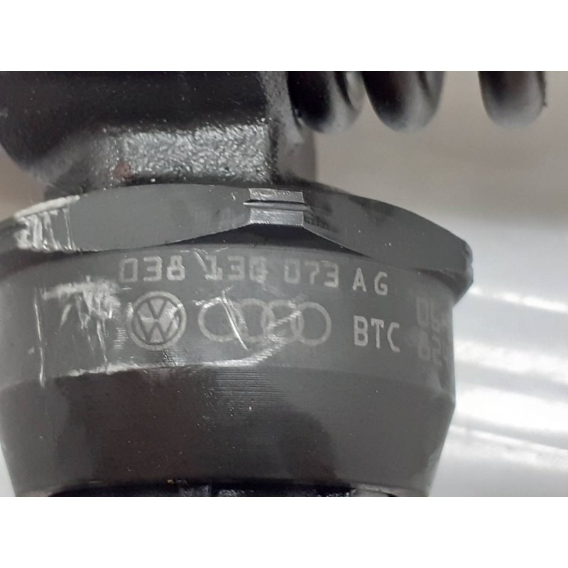 Recambio de inyector para volkswagen touareg (7la) tdi r5 referencia OEM IAM 038130073AG - Negro 2