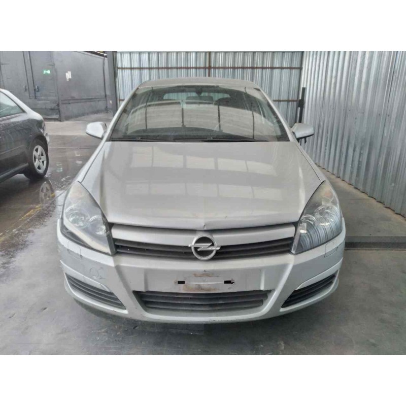 opel astra h berlina del año 2005