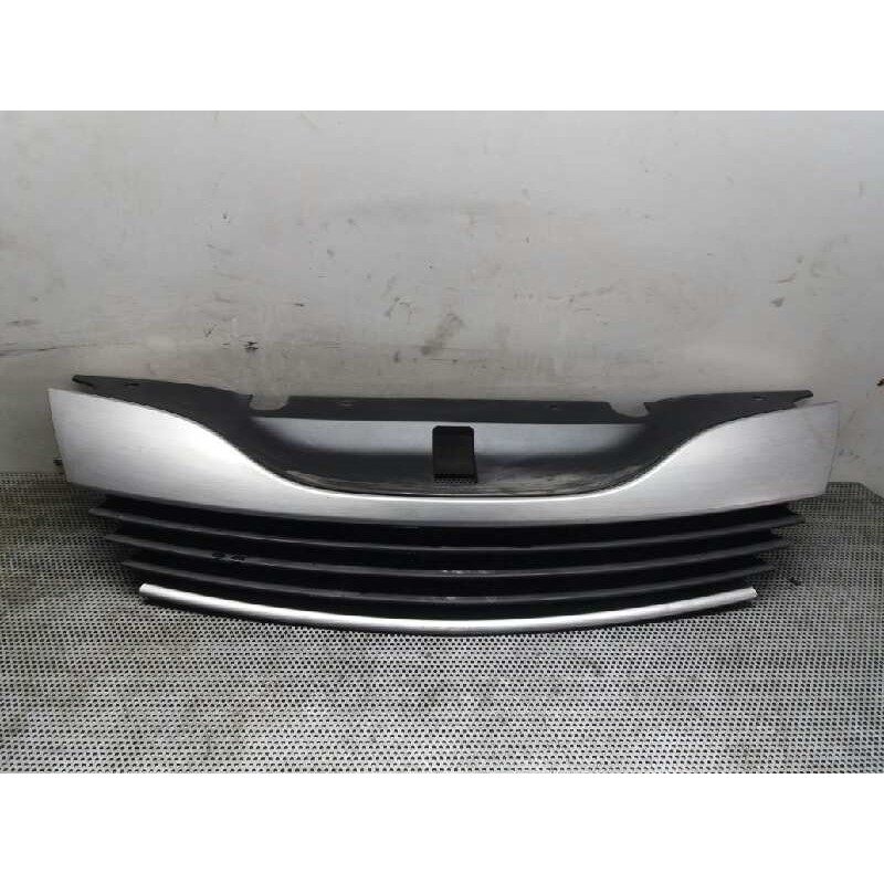 Recambio de rejilla delantera para renault laguna ii (bg0) authentique referencia OEM IAM   