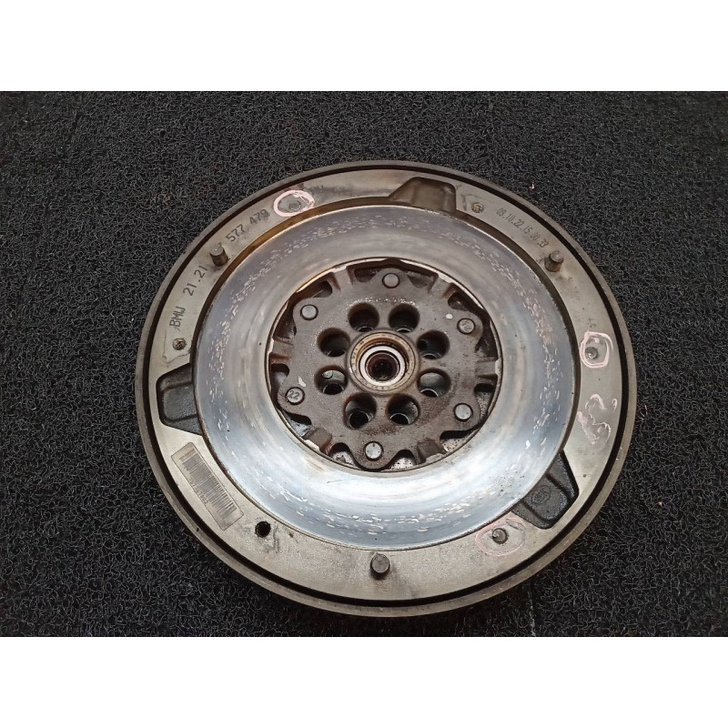 Recambio de volante motor para bmw serie 1 berlina (e81/e87) 116d referencia OEM IAM 21217577479 7567747902 