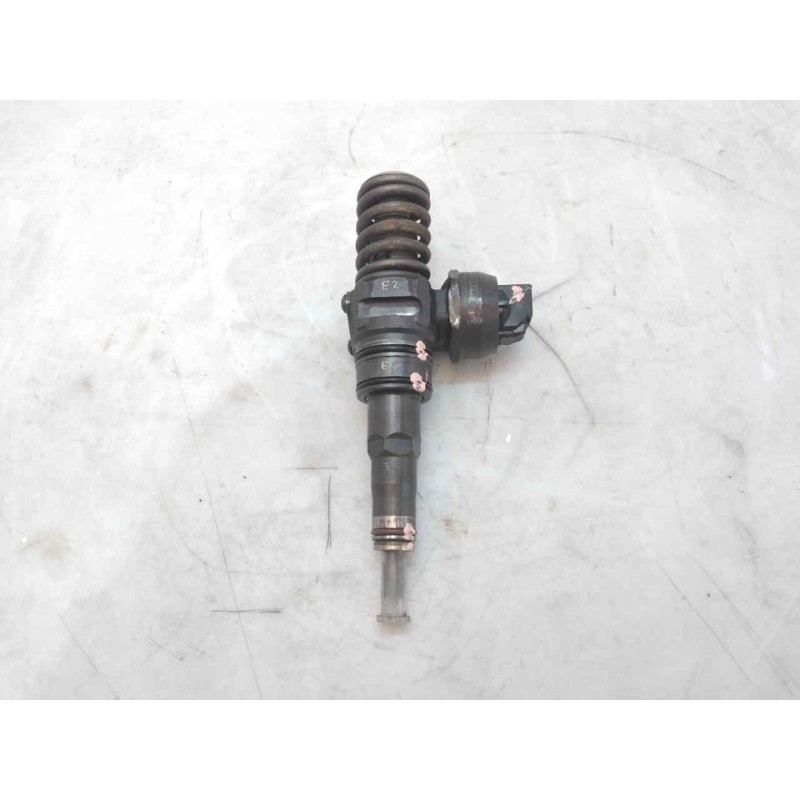 Recambio de inyector para volkswagen touareg (7la) tdi r5 referencia OEM IAM 038130073AG  