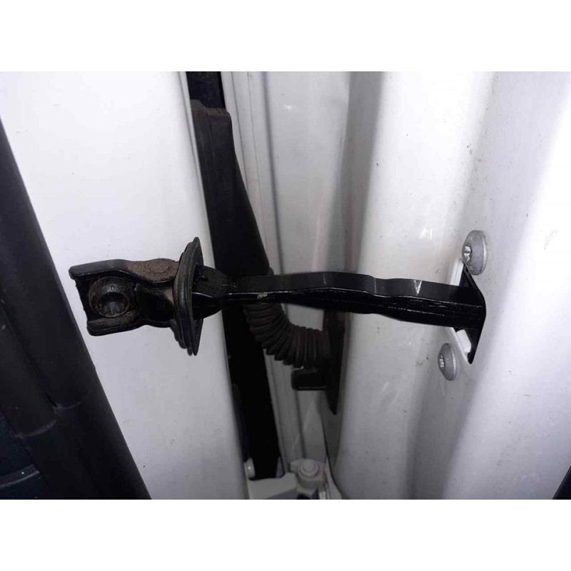 Recambio de retenedor puerta delantera derecha para seat arona xcellence edition referencia OEM IAM   