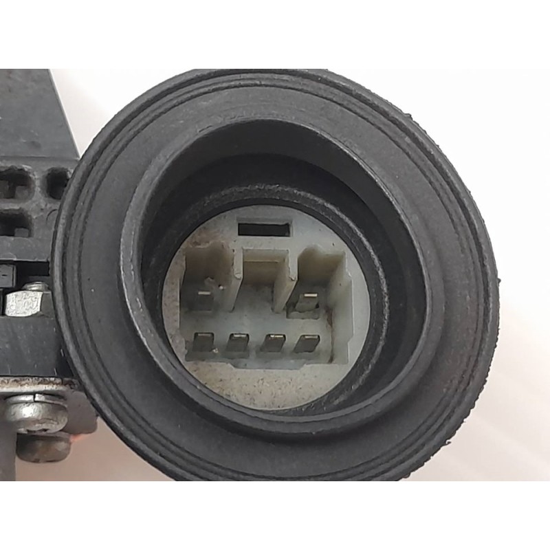 Recambio de elevalunas delantero derecho para toyota yaris (ksp9/scp9/nlp9) luna referencia OEM IAM 857100D100  DENSO 3