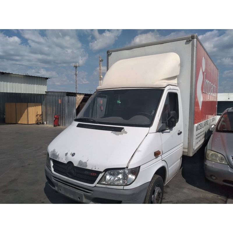 mercedes-benz sprinter 02.00  caja abierta del año 2005