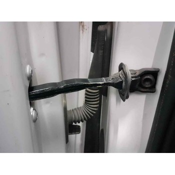 RETENEDOR PUERTA DELANTERA IZQUIERDA 