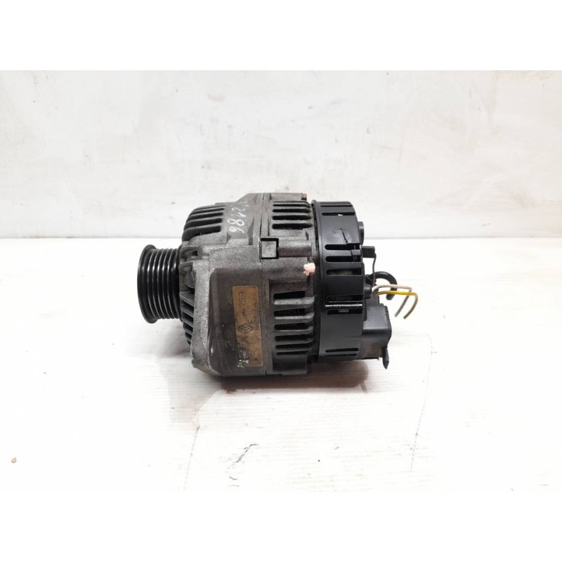 Recambio de alternador para renault clio i fase i+ii (b/c57) 1.9 d campus (47kw) referencia OEM IAM 7700861496 - Blanco