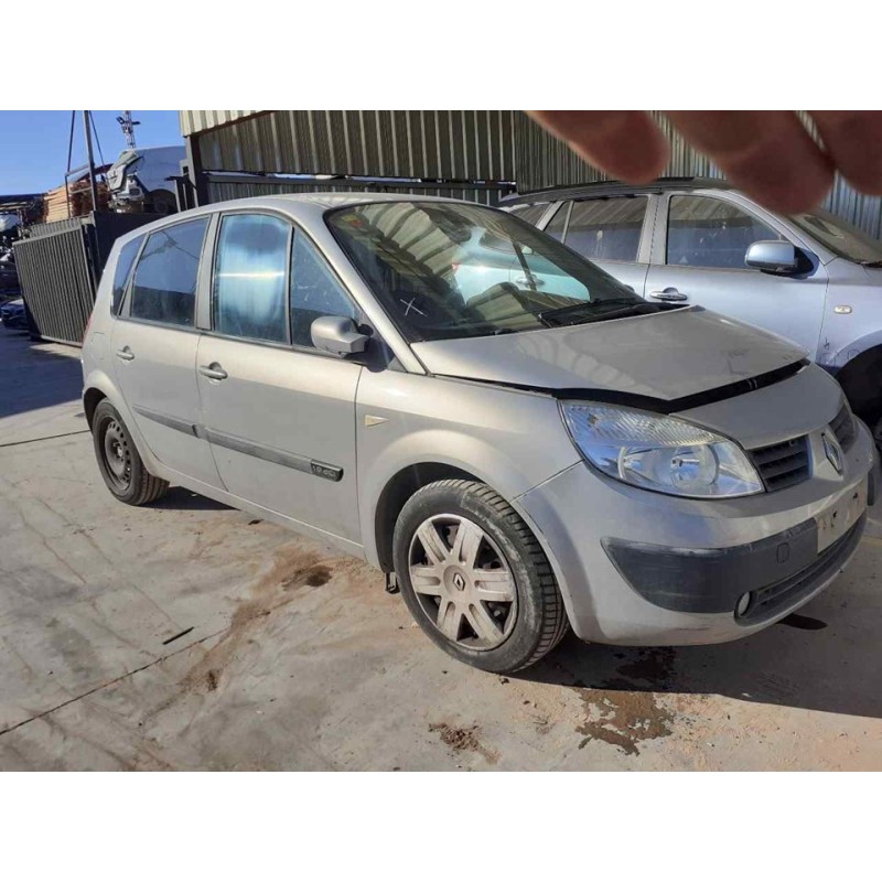 renault scenic ii del año 2003