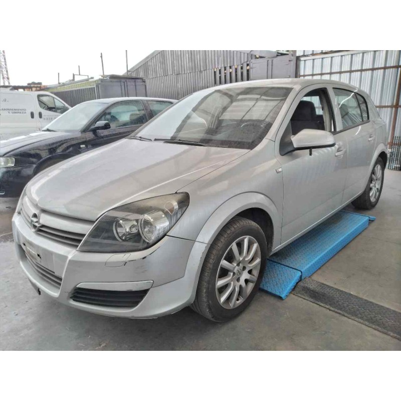 opel astra h berlina del año 2005