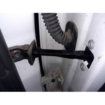 RETENEDOR PUERTA TRASERA DERECHA 