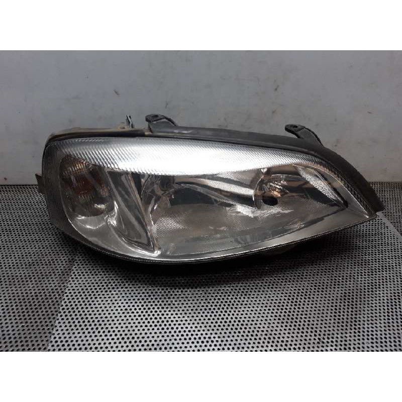Recambio de faro derecho para opel astra g berlina club referencia OEM IAM 6