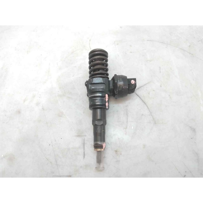 Recambio de inyector para volkswagen touareg (7la) tdi r5 referencia OEM IAM 038130073AJ  