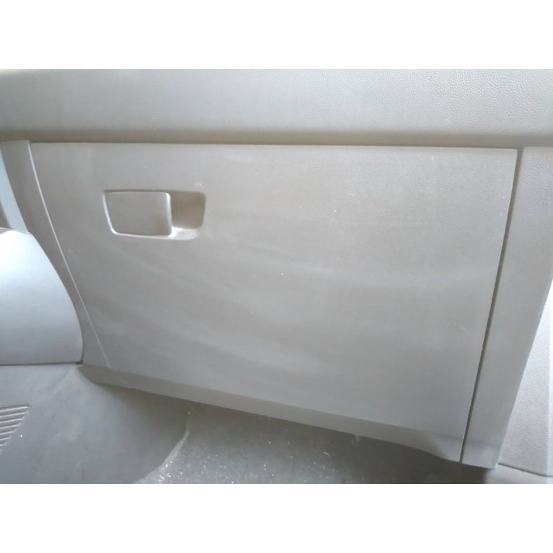 Recambio de guantera para renault captur ii e-tech engineered referencia OEM IAM   