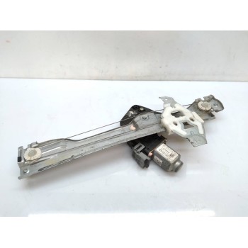 ELEVALUNAS TRASERO DERECHO 402278H121011 0133571T13 