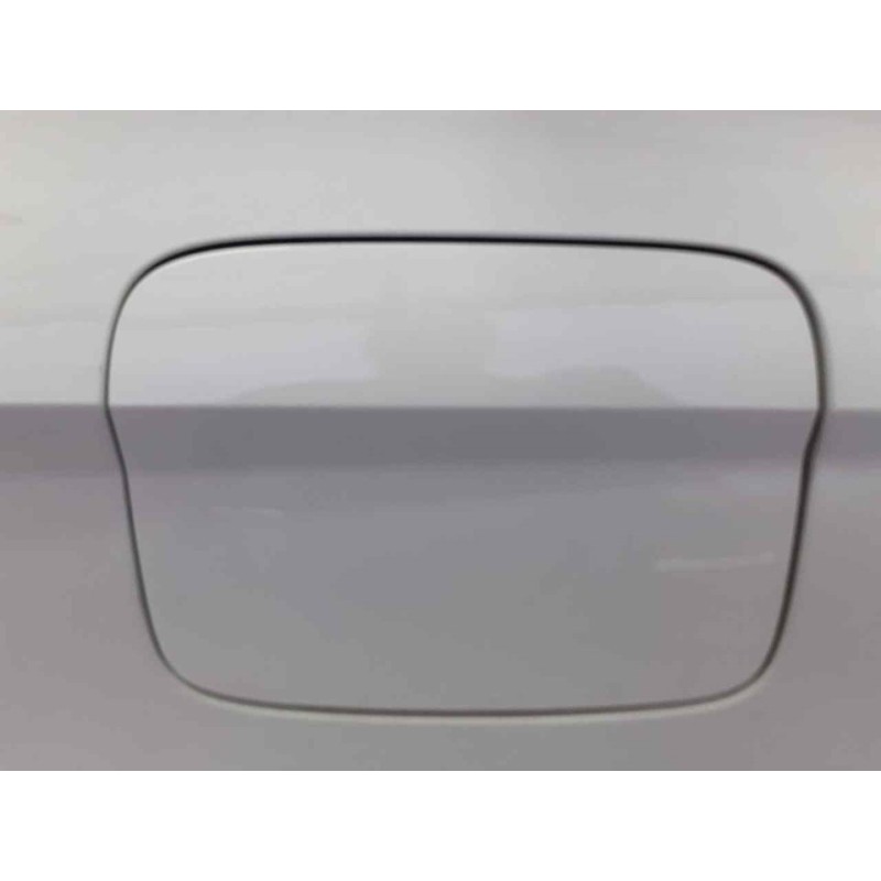 Recambio de tapa exterior combustible para seat arona xcellence edition referencia OEM IAM - Blanco 2