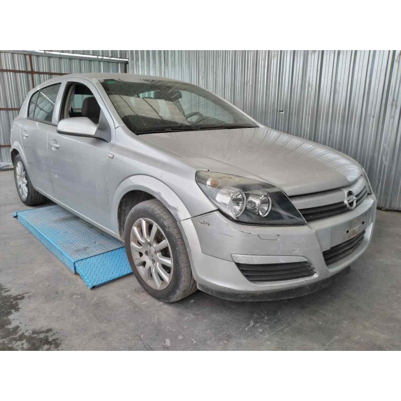 opel astra h berlina del año 2005