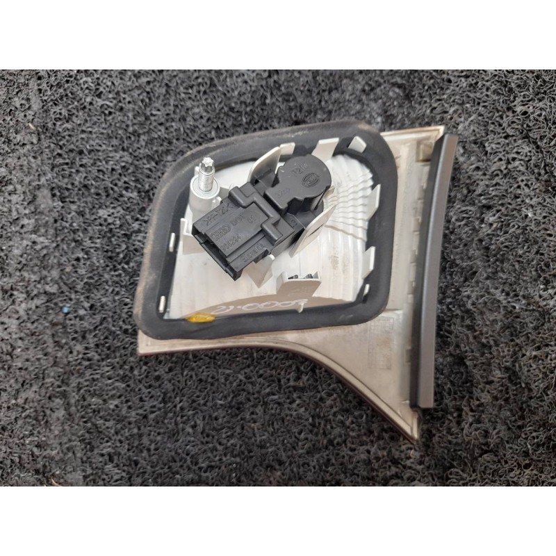 Recambio de piloto trasero izquierdo interior para audi a4 berlina (8e) 2.0 tdi 16v (103kw) referencia OEM IAM - Blanco 2