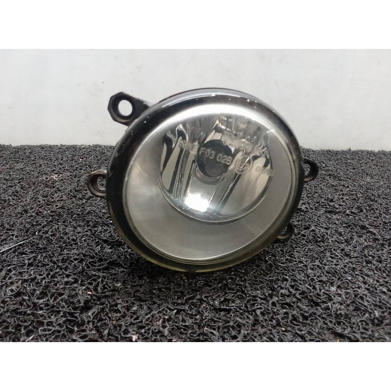 Recambio de faro antiniebla izquierdo para toyota yaris (ksp9/scp9/nlp9) luna referencia OEM IAM 89210657  VALEO