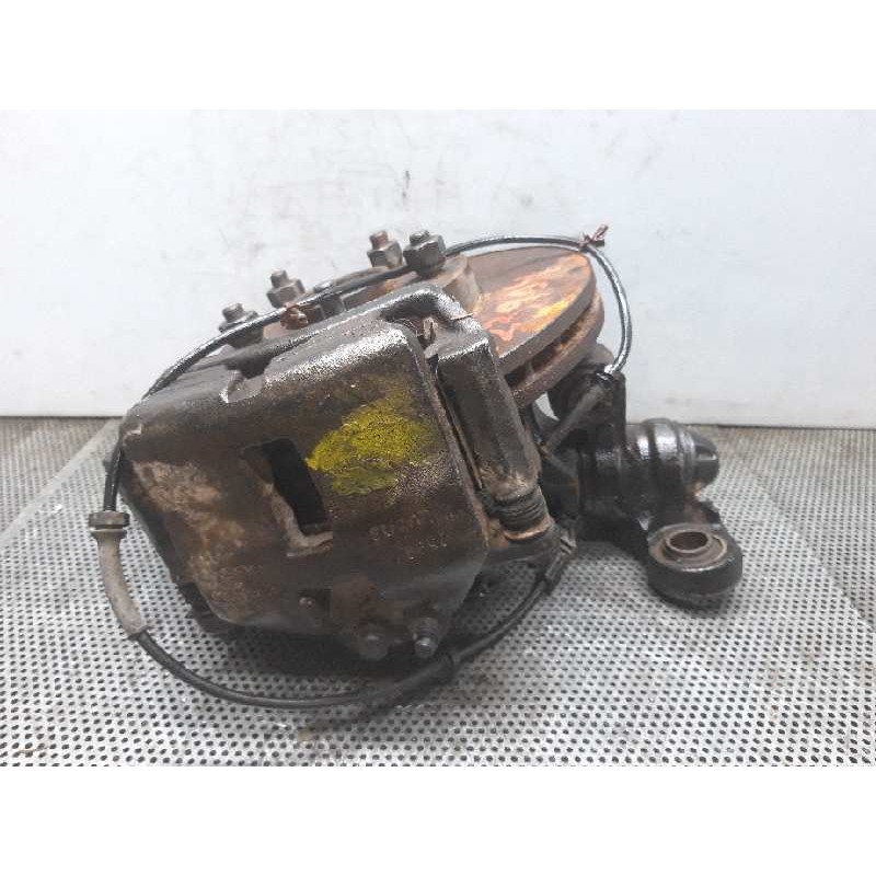Recambio de mangueta delantera derecha para nissan primera berlina (p12) referencia OEM IAM - Blanco 3
