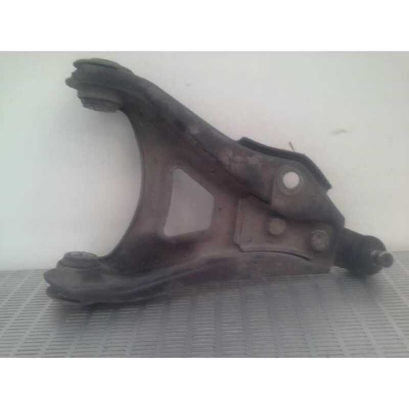 Recambio de brazo suspension inferior delantero izquierdo para nissan kubistar (x76) 1.5 dci turbodiesel cat referencia OEM IAM 