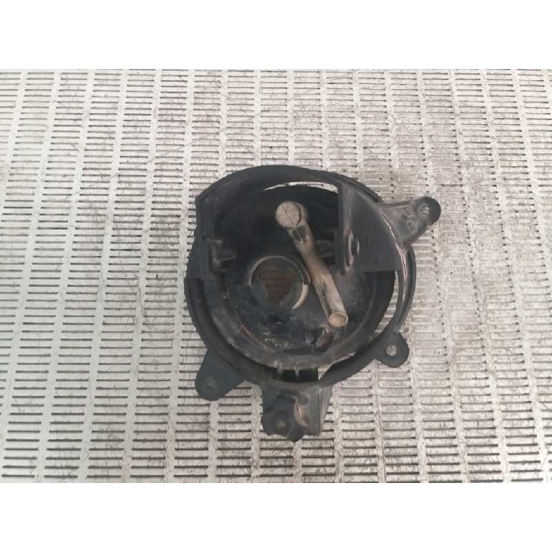 Recambio de faro antiniebla izquierdo para kia carnival 2.9 turbodiesel cat referencia OEM IAM 2
