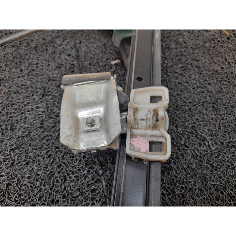 Recambio de elevalunas delantero izquierdo para land rover freelander (ln) 2.0 di hardback (72kw) referencia OEM IAM 9