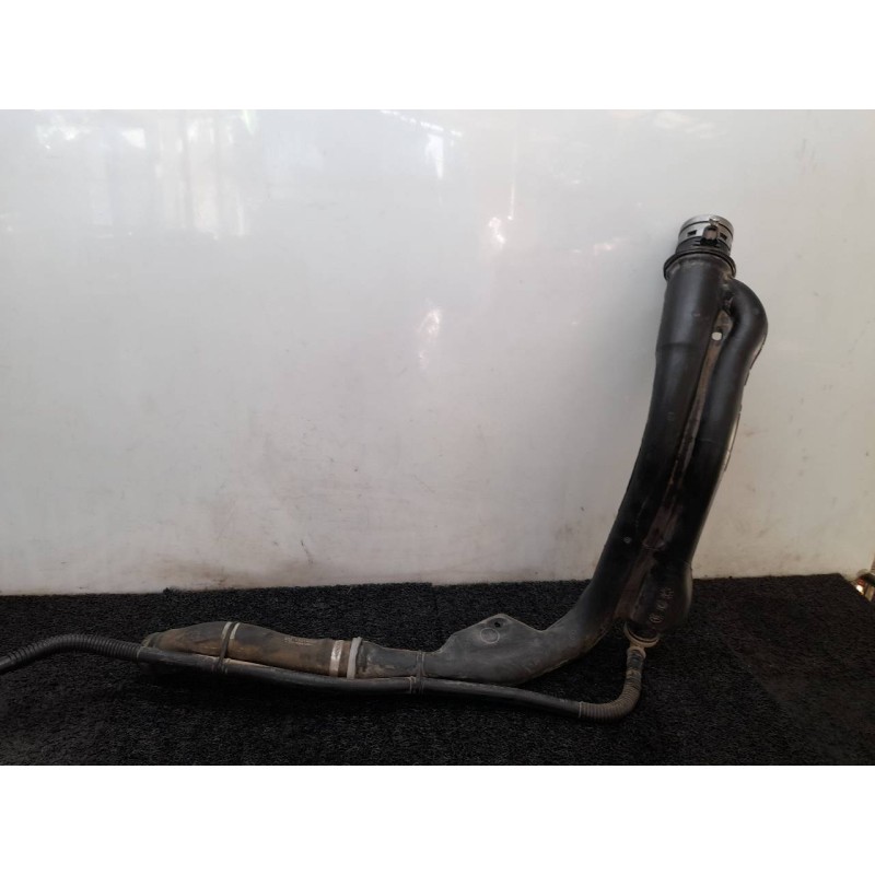 Recambio de boca llenado combustible para opel corsa e selective referencia OEM IAM 13214077 13214073 - Blanco 2