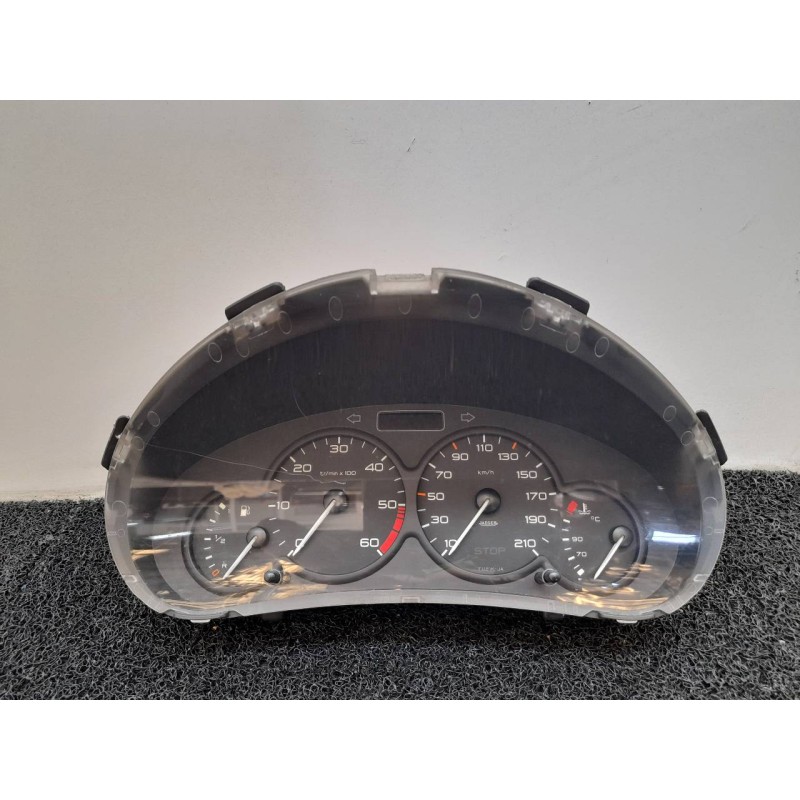 Recambio de cuadro instrumentos para peugeot 206 berlina xr referencia OEM IAM 9648836380  