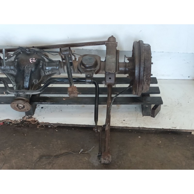 Recambio de puente trasero para nissan terrano/terrano.ii (r20) comfort referencia OEM IAM - Rojo 3