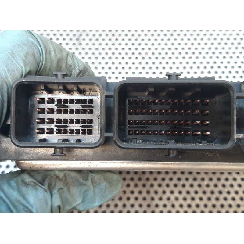 Recambio de centralita motor uce para peugeot 206 berlina xs clim referencia OEM IAM 0281011783 9658556780 BOSCH - Negro 4
