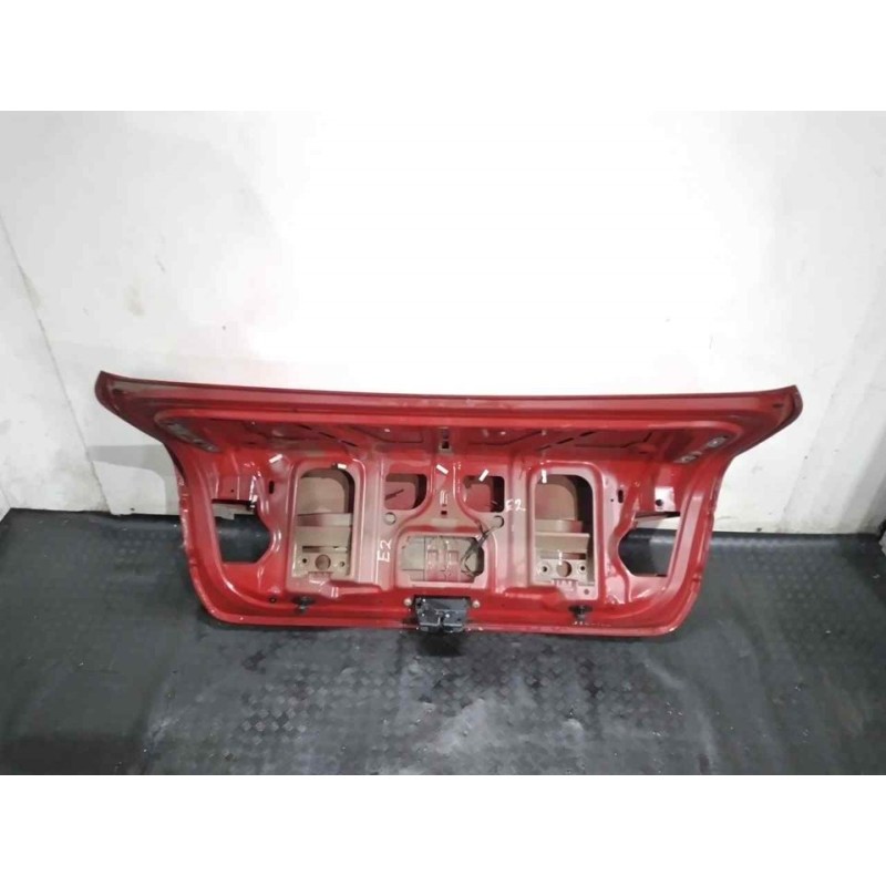 Recambio de tapa maletero para bmw serie 3 lim. (f30) 316d referencia OEM IAM - Rojo 2