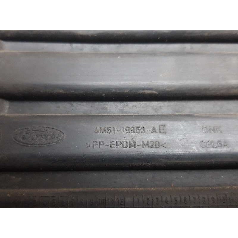 Recambio de rejilla paragolpes izquierda para ford focus berlina (cap) trend referencia OEM IAM 4M5119953AE 3