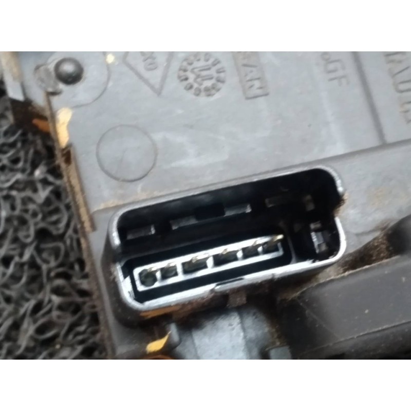 Recambio de cerradura puerta trasera derecha para renault megane iii berlina 5 p dynamique referencia OEM IAM - Blanco 2