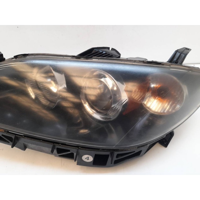 Recambio de faro derecho para mazda 3 berlina (bk) 1.6 crdt active referencia OEM IAM 2