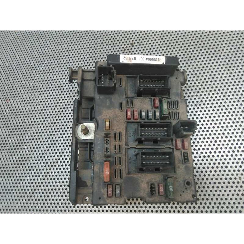 Recambio de caja reles / fusibles para peugeot 307 (s1) 2.0 hdi cat referencia OEM IAM 9650664180  