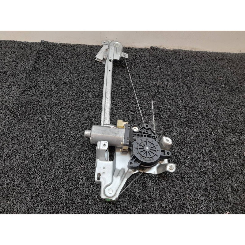 Recambio de elevalunas trasero derecho para saab 9-5 berlina 2.2 tid linear referencia OEM IAM 5333422 4695748 BROSE