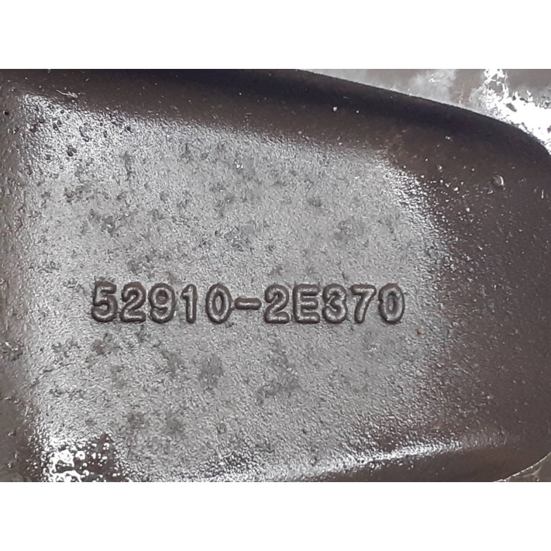 Recambio de llanta para hyundai tucson (jm) 2.0 comfort referencia OEM IAM 529102E370 - Negro 2