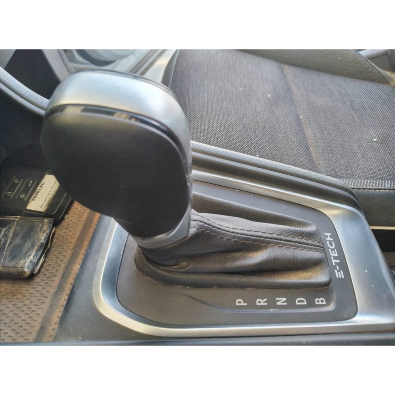 Recambio de palanca cambio para renault captur ii e-tech engineered referencia OEM IAM   