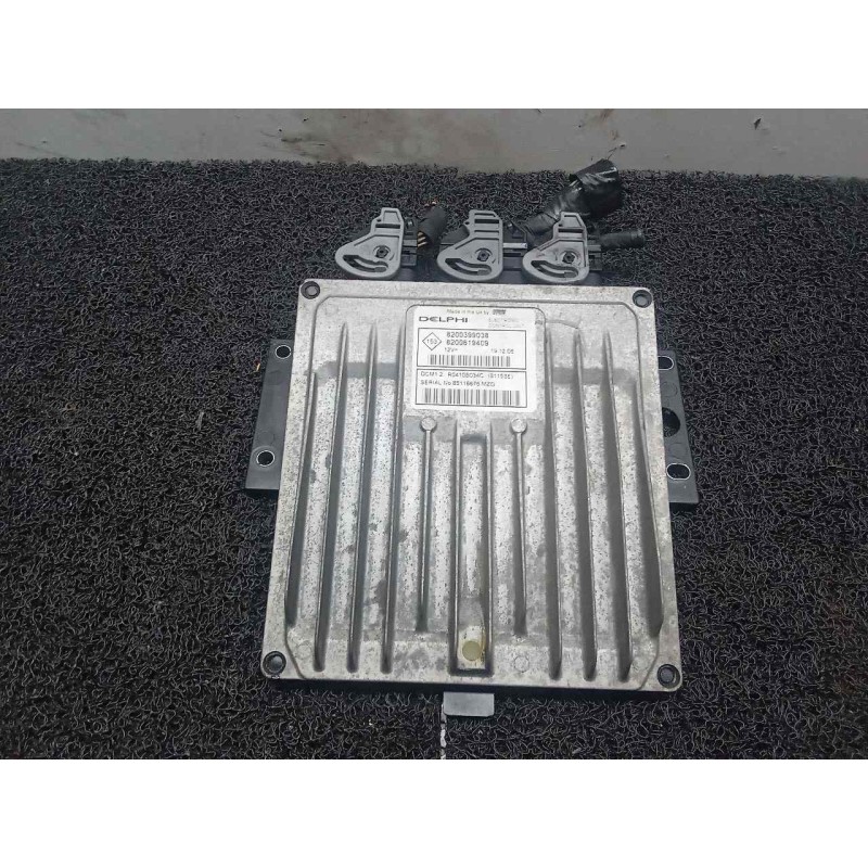 Recambio de centralita motor uce para renault clio iii emotion referencia OEM IAM 8200399038 8200619409 DELPHI