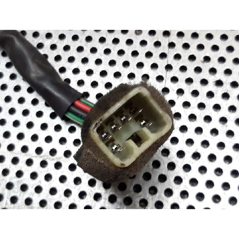 Recambio de piloto trasero derecho para kia carnival td ls referencia OEM IAM 2