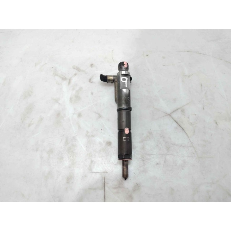 Recambio de inyector para nissan cabstar e cabina simple cabina individual referencia OEM IAM 0432193533  