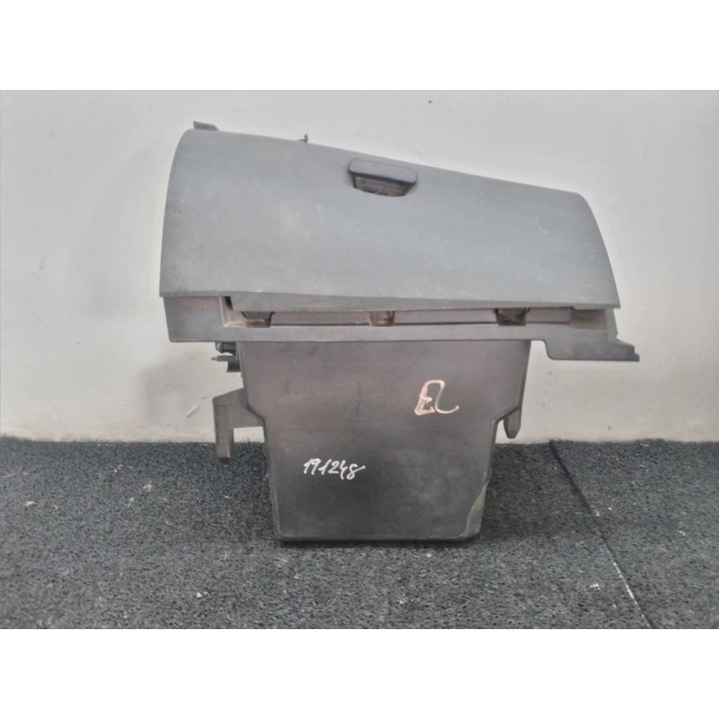 Recambio de guantera para renault megane iii berlina 5 p dynamique referencia OEM IAM   
