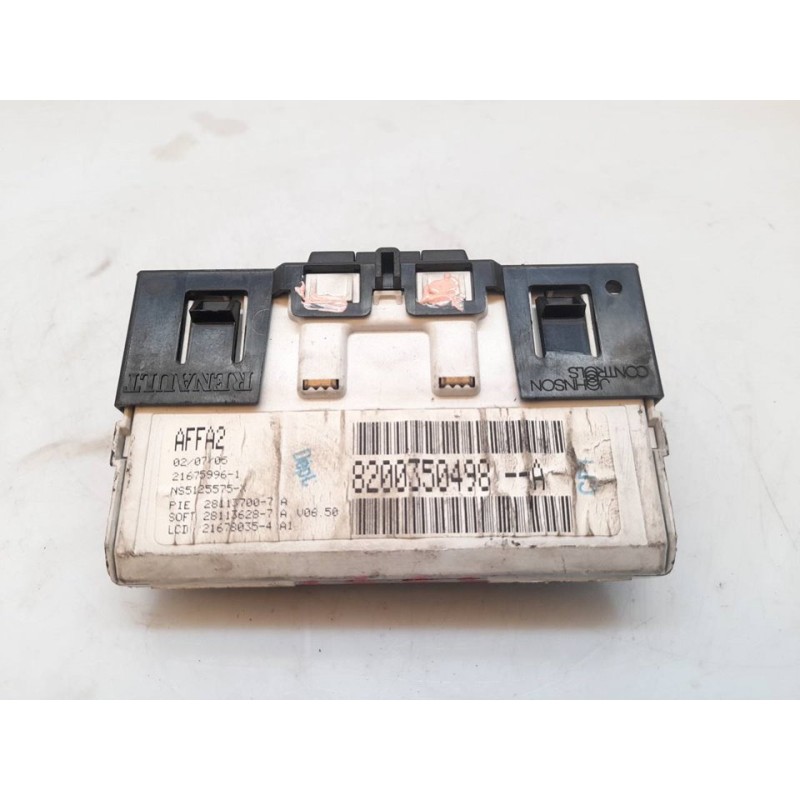 Recambio de pantalla multifuncion para renault megane ii berlina 3p luxe privilege referencia OEM IAM 8200350498A - Negro 3
